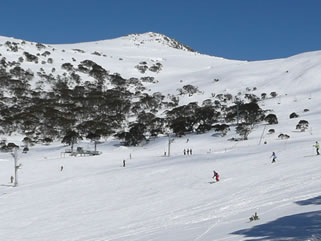 charlotte-pass-ski-slope.jpg